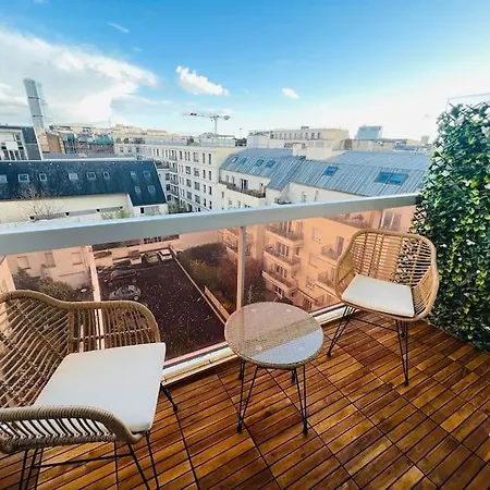 L'Appartement Panorama: Cosy Parisian Retreat with Eiffel Tower Views Clichy Exterior photo